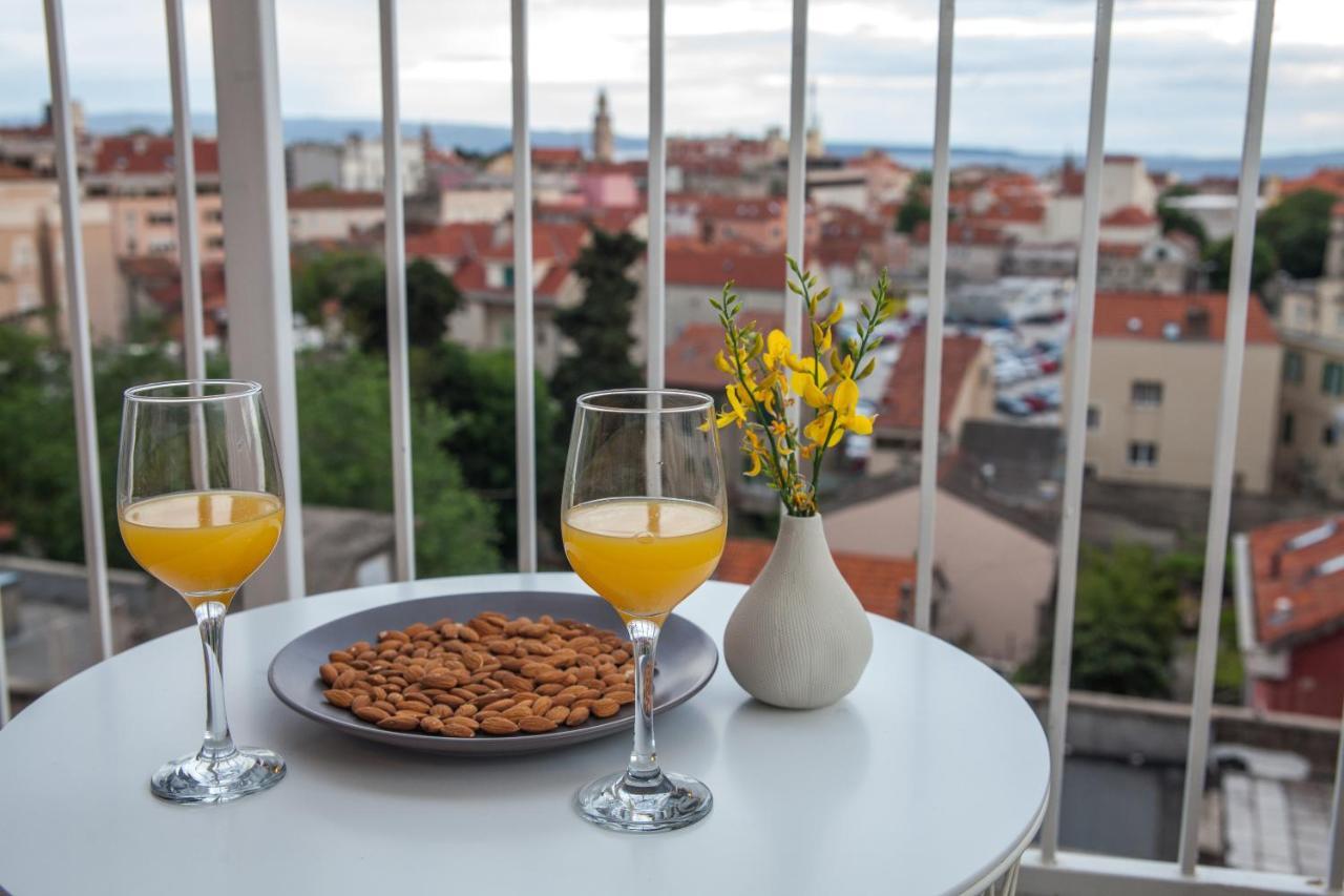 Luxury Apartment Ivari Сплит Экстерьер фото